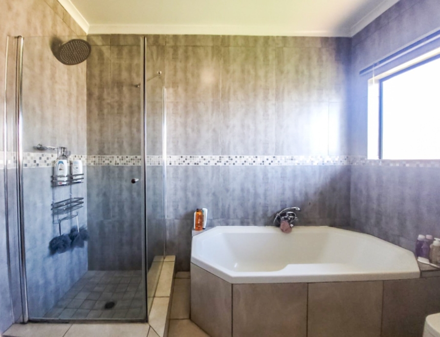 3 Bedroom Property for Sale in Grimbeeck Park North West